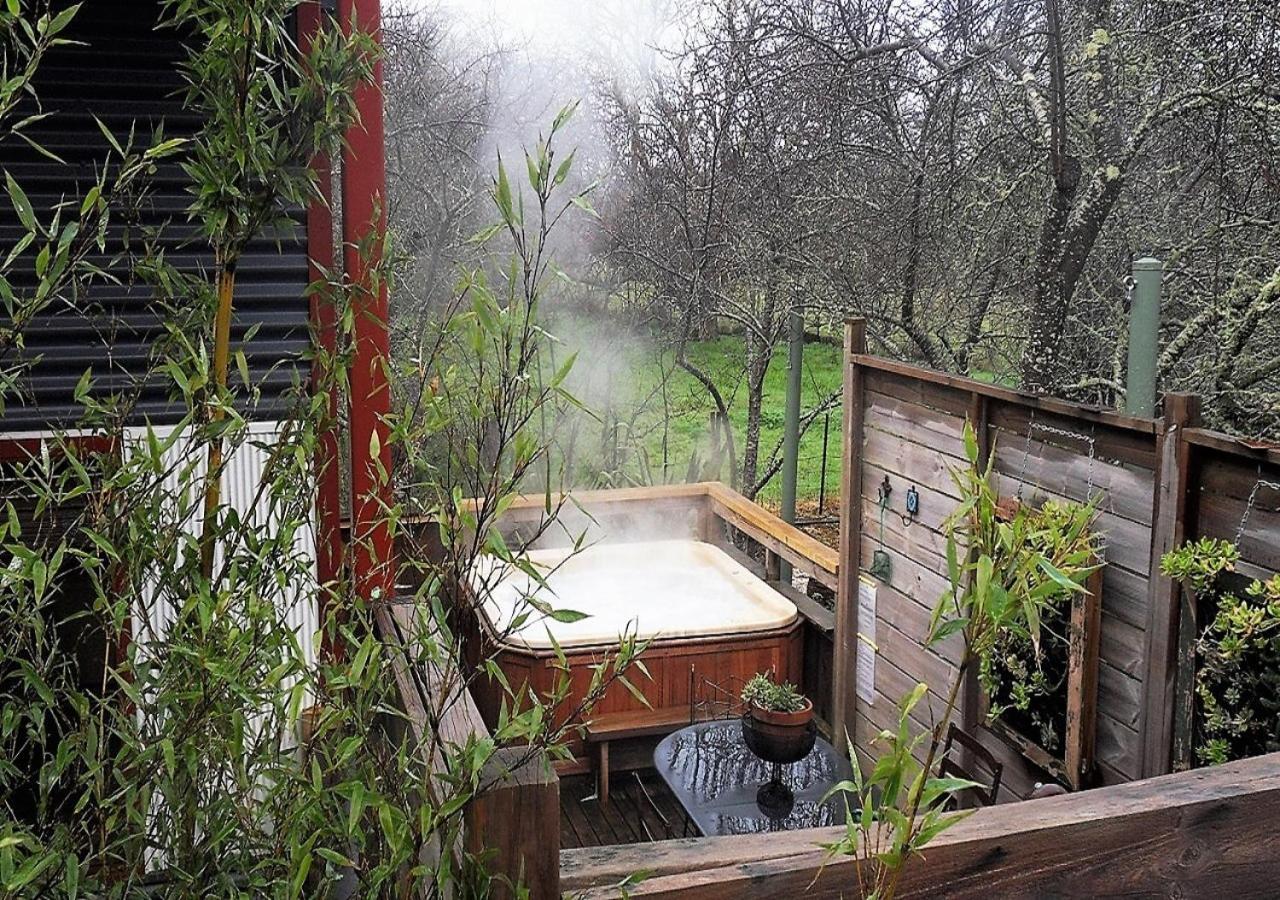 Sutton Spring Art Retreats Apartment Daylesford Exterior photo